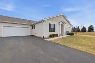 1882 Southern Cir, Pingree Grove, IL 60140 - Photo 1