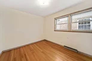 7230 W Greenleaf Ave, Chicago, IL 60631 - Photo 13