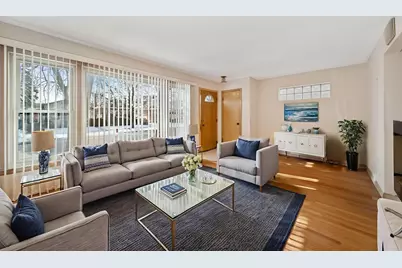 7230 W Greenleaf Avenue, Chicago, IL 60631 - Photo 3