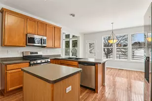 148 Rosewood Dr, Streamwood, IL 60107 - Photo 19