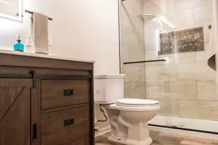 1403 W Beach Rd, Waukegan, IL 60087 - Photo 33