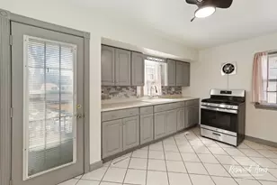 1340 Lennington NE Circle, Kankakee, IL 60901 - Photo 5