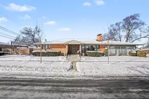 5501 W 102nd St, Oak Lawn, IL 60453 - Photo 1