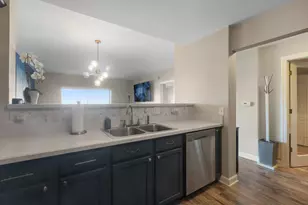 440 W Mahogany Ct, Palatine, IL 60067 - Photo 3