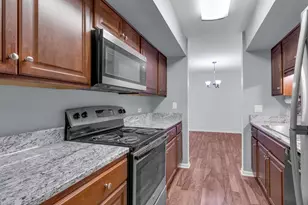 520 Shorely Dr, Barrington, IL 60010 - Photo 7