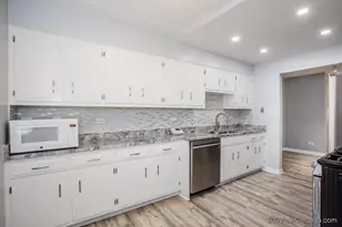 8415 W 95th St, Hickory Hills, IL 60457 - Photo 9