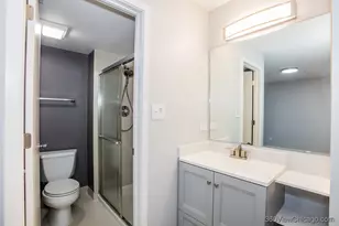 8415 W 95th St, Hickory Hills, IL 60457 - Photo 15