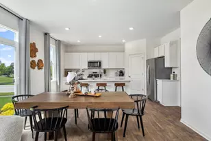 971 Sapphire Ln, Montgomery, IL 60538 - Photo 7