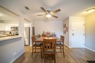 714 Walnut Dr, Darien, IL 60561 - Photo 9