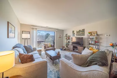 714 Walnut Drive #205, Darien, IL 60561 - Photo 3