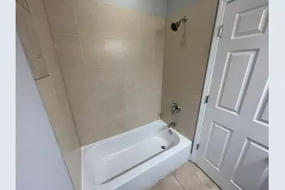 6442 N Hamilton Avenue #3, Chicago, IL 60645 - Photo 9