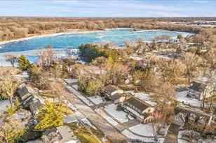 315 Minear Dr, Libertyville, IL 60048 - Photo 35