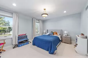 315 Minear Dr, Libertyville, IL 60048 - Photo 23