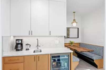 9526 Lawndale Avenue, Evanston, IL 60203 - Photo 17