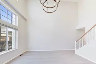 2073 Cambria Ct, Northbrook, IL 60062 - Photo 7