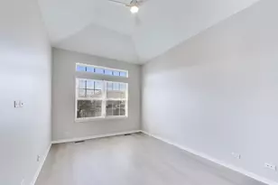 2073 Cambria Ct, Northbrook, IL 60062 - Photo 25