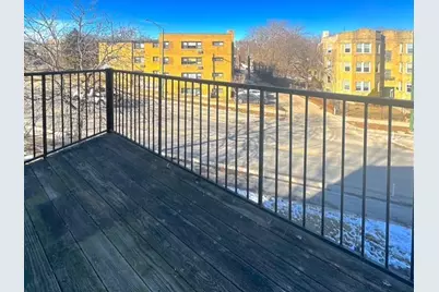 1939 W Pratt Boulevard #3, Chicago, IL 60626 - Photo 11