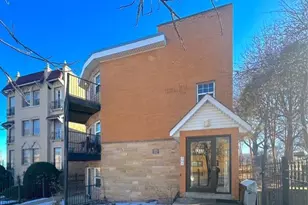 1939 W Pratt Blvd, Chicago, IL 60626 - Photo 1