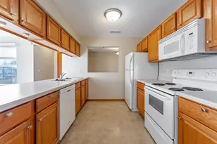 5154 Diane Ct, Rockford, IL 61108 - Photo 9