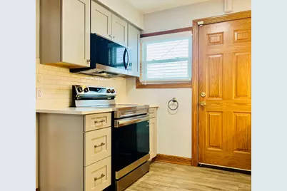 5249 W 64th Place, Chicago, IL 60638 - Photo 7