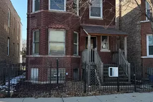 726 N Troy St, Chicago, IL 60612 - Photo 1