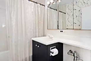 5757 N Sheridan Rd, Chicago, IL 60660 - Photo 17