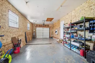 709 E Meade St, Pontiac, IL 61764 - Photo 27