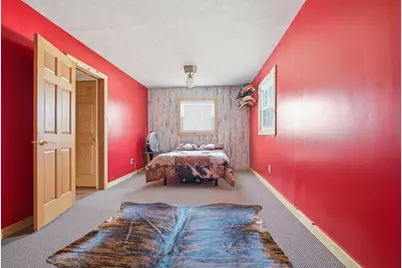 709 E Meade Street, Pontiac, IL 61764 - Photo 17