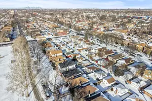 9133 S Racine Ave, Chicago, IL 60620 - Photo 23