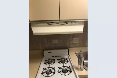 6124 W 79th Street, Burbank, IL 60459 - Photo 5