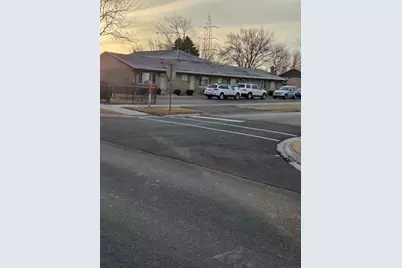 7901 Newland Avenue, Burbank, IL 60459 - Photo 1