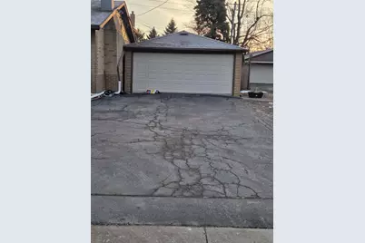 7901 Newland Avenue, Burbank, IL 60459 - Photo 3