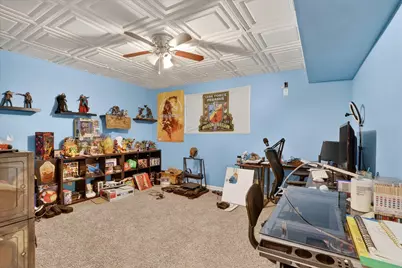 638 W Cedarville Road, Freeport, IL 61032 - Photo 27