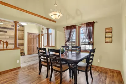 638 W Cedarville Road, Freeport, IL 61032 - Photo 15