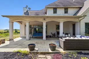 638 W Cedarville Rd, Freeport, IL 61032 - Photo 33