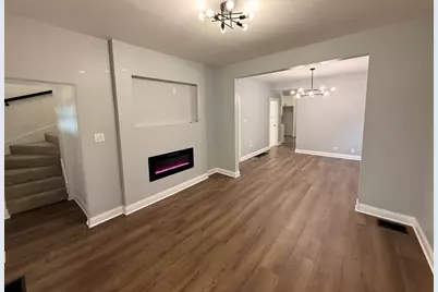 1029 N Keystone Avenue, Chicago, IL 60651 - Photo 5