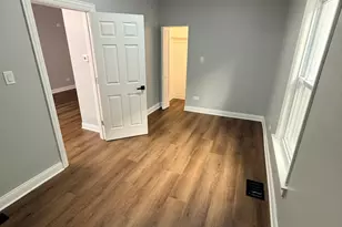 1029 N Keystone Ave, Chicago, IL 60651 - Photo 7