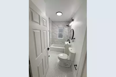 1029 N Keystone Avenue, Chicago, IL 60651 - Photo 11