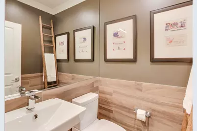 1820 W Farragut Avenue, Chicago, IL 60640 - Photo 43