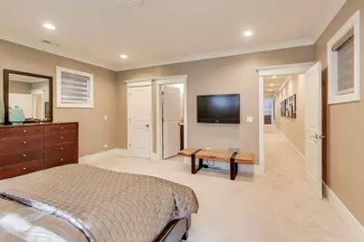 1820 W Farragut Avenue, Chicago, IL 60640 - Photo 39