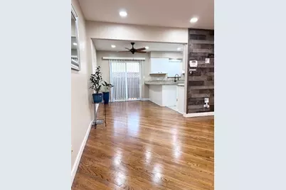 7558 Heritage Court, Summit, IL 60501 - Photo 3