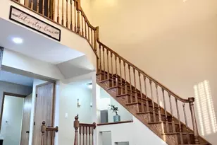 7558 Heritage Ct, Summit, IL 60501 - Photo 13