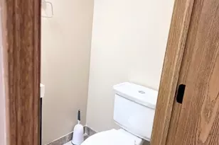 7558 Heritage Ct, Summit, IL 60501 - Photo 19