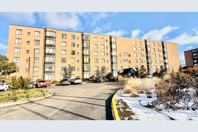 606 E Woodland Park Avenue #608, Chicago, IL 60616 - Photo 1