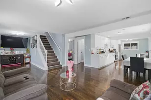 4815 S Lotus Ave, Chicago, IL 60638 - Photo 3