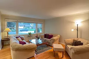 901 Brookline Ln, Park Ridge, IL 60068 - Photo 3