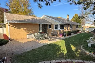 901 Brookline Ln, Park Ridge, IL 60068 - Photo 21