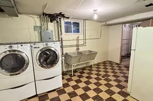 901 Brookline Ln, Park Ridge, IL 60068 - Photo 15