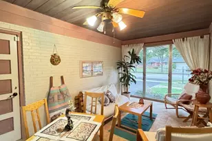 901 Brookline Ln, Park Ridge, IL 60068 - Photo 17