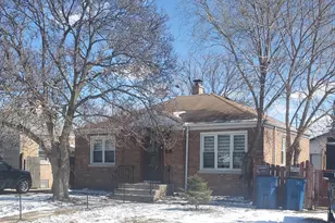 3427 Lonnquist Dr, Franklin Park, IL 60131 - Photo 1